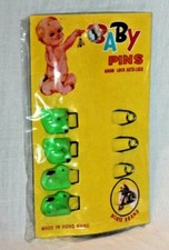 NEW IN PACKAGE SET OF 4 VINTAGE BABY PINS HORSE BRAND GREEN