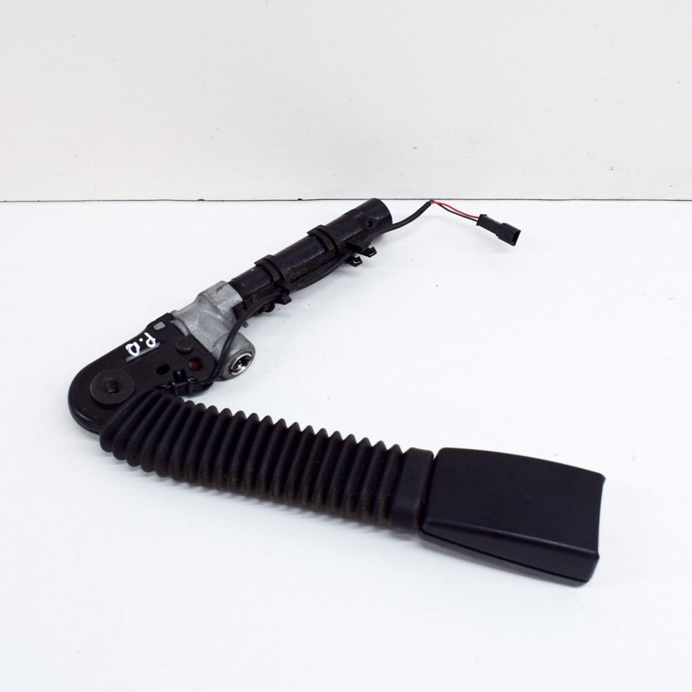 BMW 5 F10 520d Front Right Side Seat Belt Buckle 6157964 