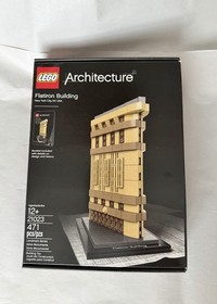 LEGO Architecture Flatiron Building 21023 Complete w/ Box & Manual (RETIRED)