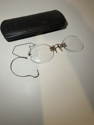 Antique Pince-nez reading glasses