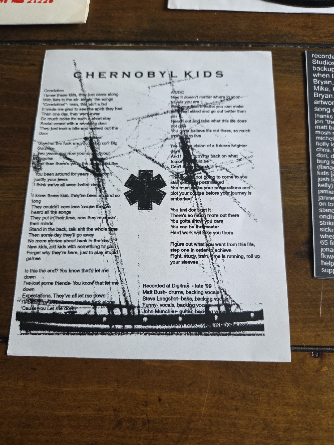 Looks Like Rain  Chernobyl Kids Split 7" Vinyl 1999 COMPLETE w/ Booklet image 7