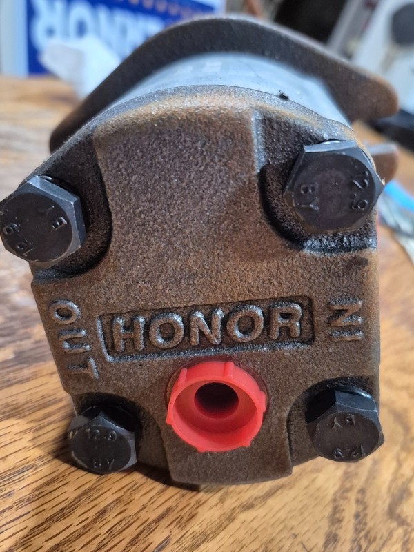 NEW 2MM1U20 HONOR HYDRAULIC MOTOR for over 25% OFF RETAIL WAREHOUE OVERSTOCK!!