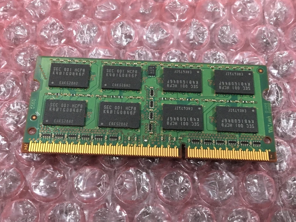 M471B5673FH0-CF8 Samsung 2GB 204p PC3-8500 128x8 DDR3-1066 2Rx8 1.5V SODIMM - Image 2 of 3
