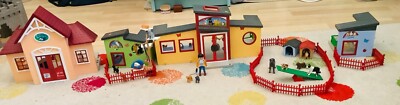 Playmobil Tierhotel 9275 mit Katzenpension, Kleintierpension, Tierarztpraxis 