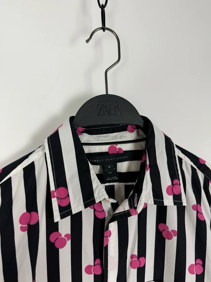 Marc by Marc Jacobs 条纹樱桃纽扣恤衫 — 第 3/4 张图片