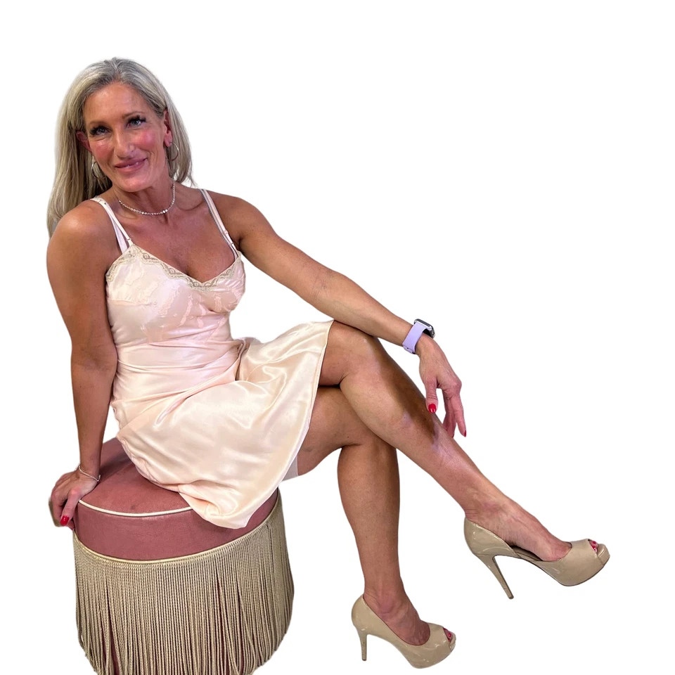 1930s Vintage "Bur-Mil" Pink Rayon Satin Full Slip Lady Duff Size S - Image 2 of 4