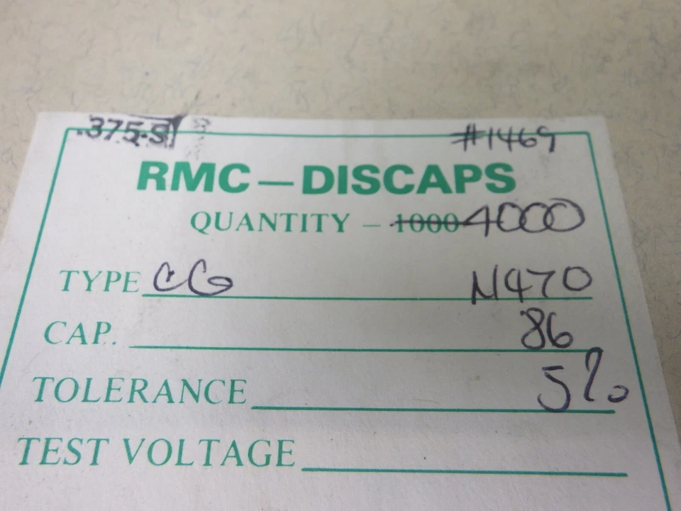 NOS 复古电子盒 批量 4000 个薄膜电容器 RMC 光盘 86 N470 5% — 第 3/4 张图片