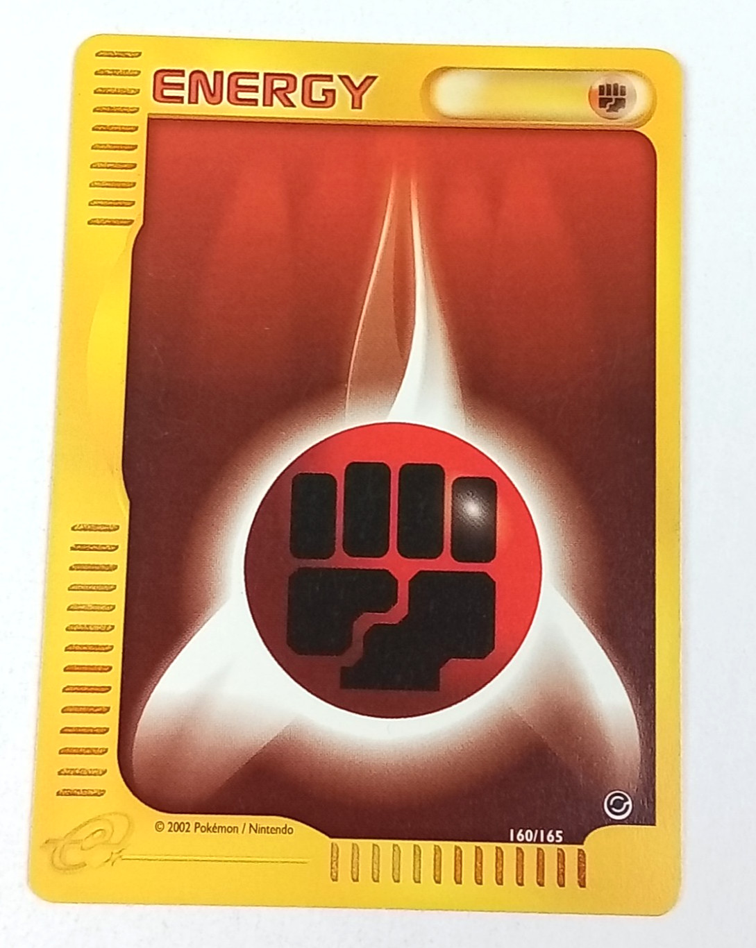 Fighting Energy 160/165 Expedition Base Set Pokémon Card 2002