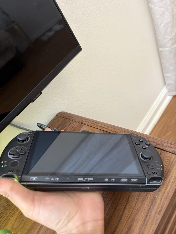 GPD Win 4 Portátil AMD 6800U, 32GB RAM, 1TB SSD, Windows 11 Foto 3 de 3