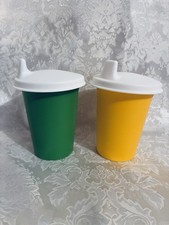 Tupperware Kids Set Of 2 7 Oz Bell Tumblers Sippy Cups Domed Lids  109 Grn Yell