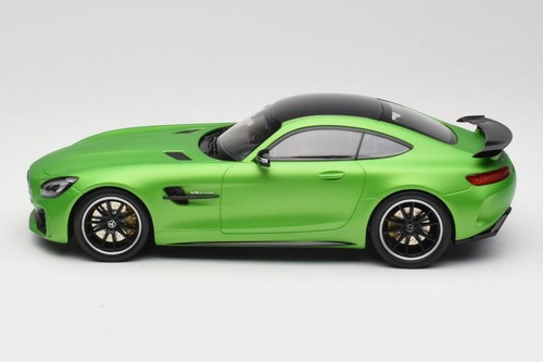 155036020 Mercedes-AMG GT R C190 Matte Green Minichamps 1/18 - Foto 3 di 6