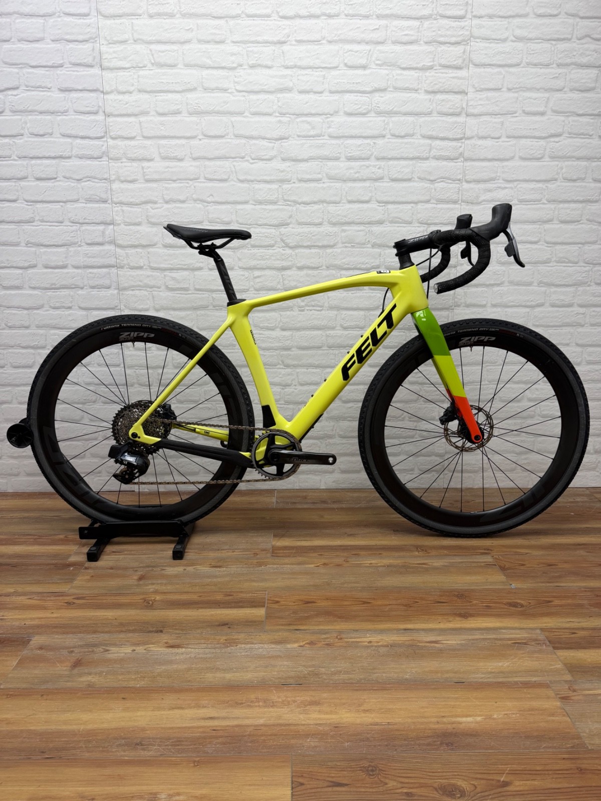 Felt Breed 54/Medium Gravel Bike