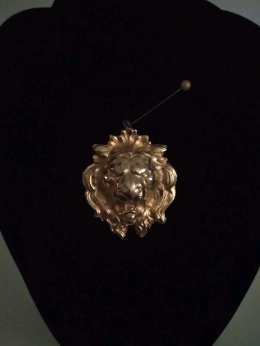 Vintage NAPIER Large Roaring Lion Head Gold Tone Necklace Pendant - Picture 2 of 15