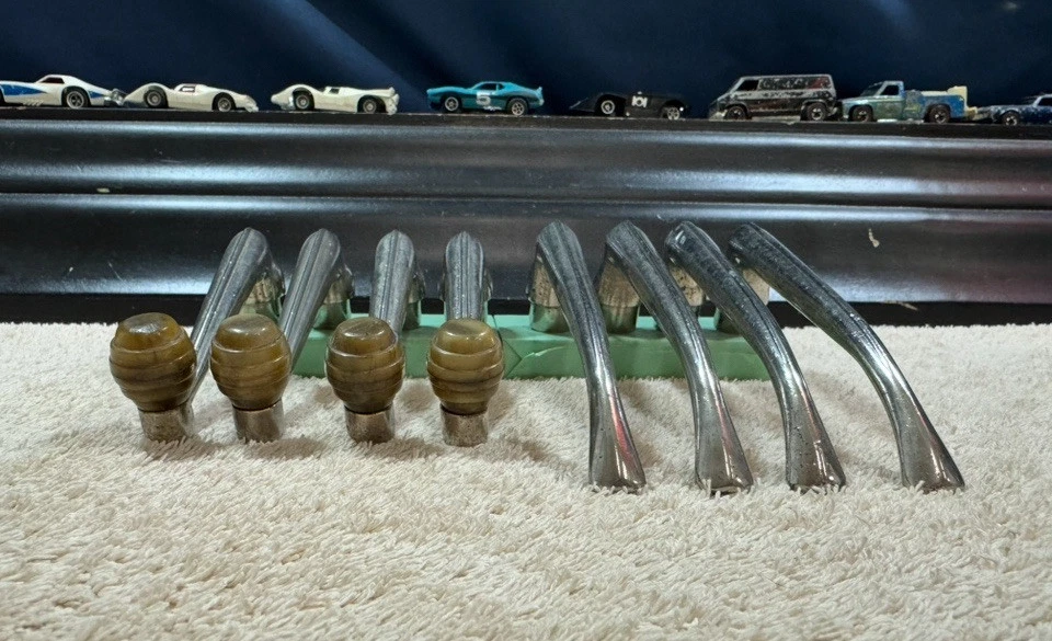 ~8~VINTAGE~OEM~ 1934-36 DESOTO FLUXO DE AR/CORRENTE DE AR MANIVELAS E MAÇANETAS DE PORTA ~ - Imagem 4 de 4