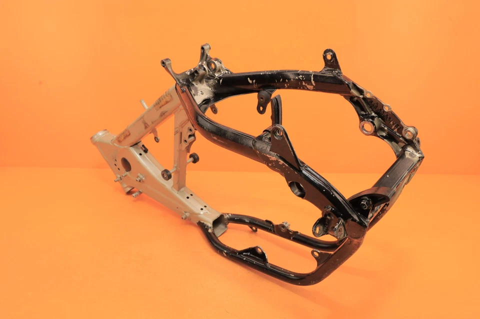 05 KTM 125 SX 125SX 200SX 2005 OEM cuadro principal chasis motor carrocería de base Foto 3 de 4