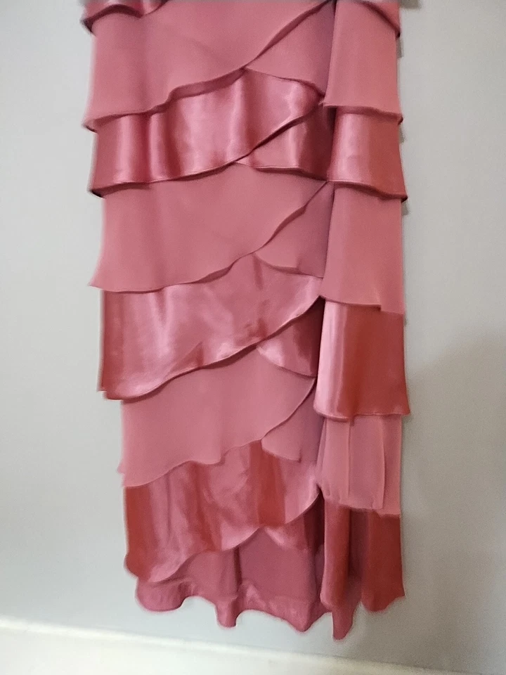 Women's Js Boutique Size 10 Gorgeous Pink Satin Ruffled Gown - Image 2 of 4