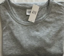 New Gap Women's Long Sleeve Crewtneck Sequin T-Shirt Gray Stripe Size M $18.99