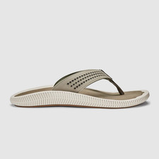 OluKai Ulele Men's Sandals Clay Mustang Beach Style New