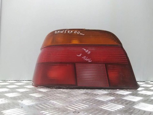 BMW 5 E39 Rücklicht hinten links 8358031 3.00 Petrol 120kw 2002 28436197