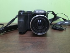 Fujifilm FinePix S Series S700 7.1 Mega Pixel Digital Camera Works READ DESCRI 