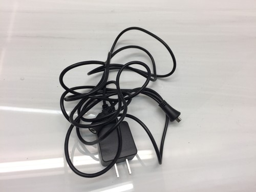 Blue Microphones Spark Digital Condenser Cable Professional Microphone (Mint) - Picture 3 of 5