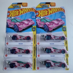 HOT WHEELS GHB95 TOOLIGAN 1/64 2,50 € HOT WHEELS