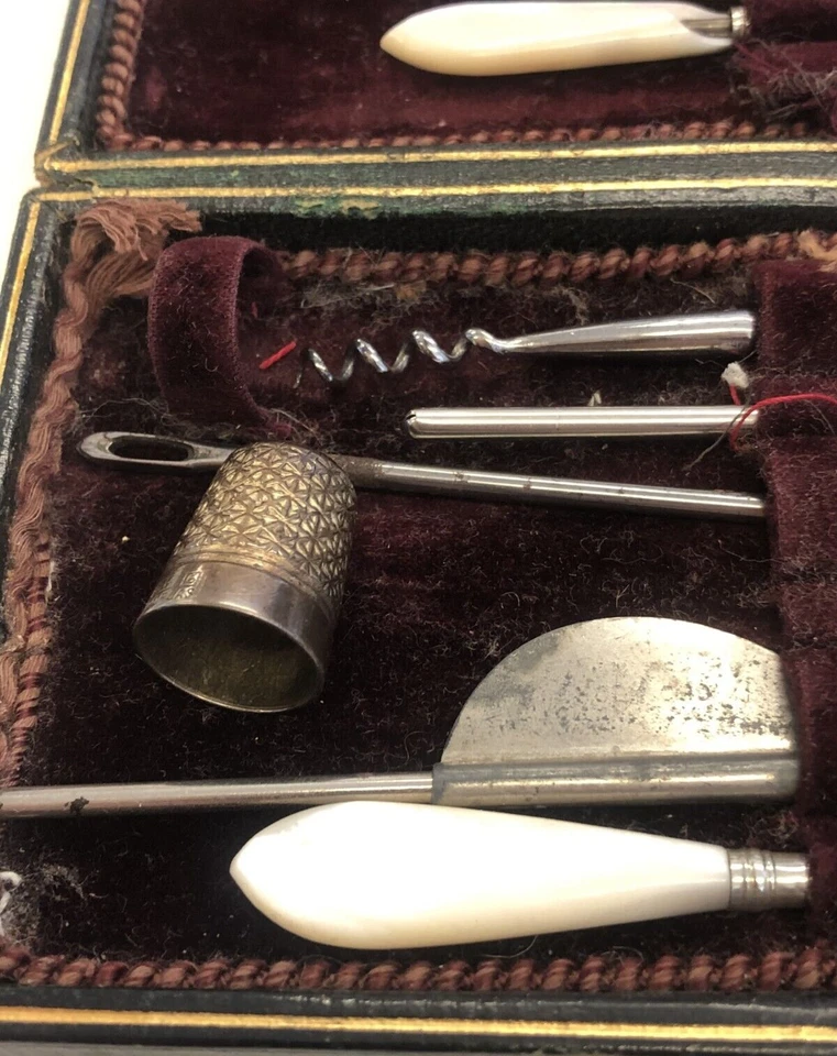 Antique Mother of pearl handle Button Hooks, manicure set with original case - Image 4 of 4