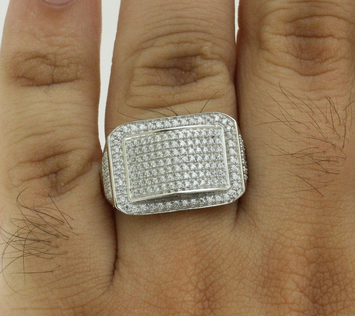 MEN'S BAND 0.50CT ROUND DIAMOND 10K YELLOW GOLD MEN'S BAND 0.50CT ROUND DIAMOND 10K YELLOW GOLD