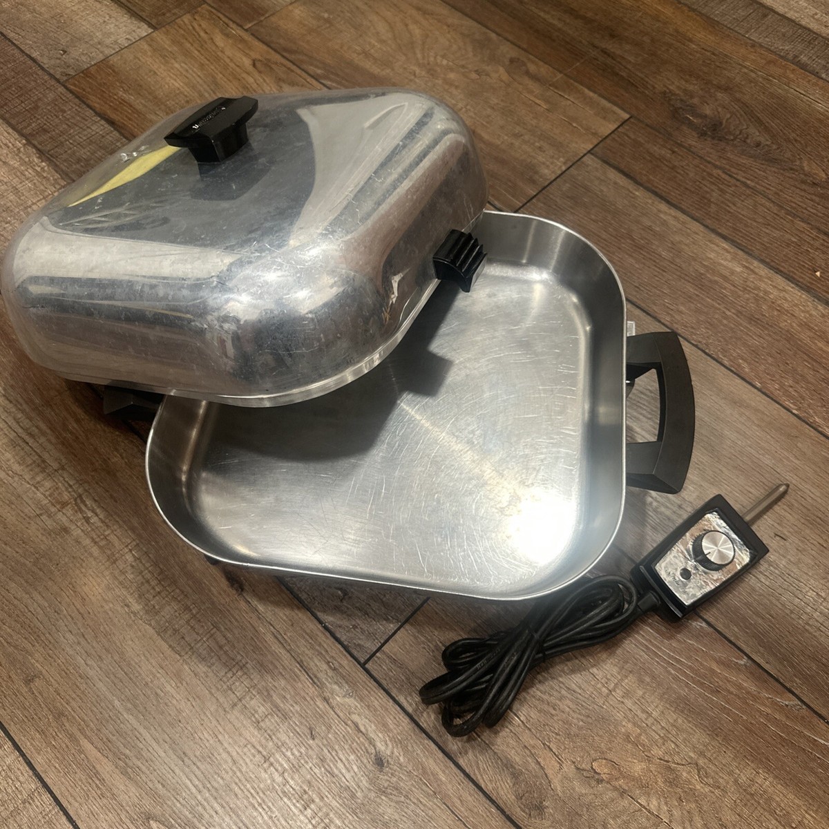 Vintage Sunbeam Electric Skillet Frying Pan Model S31L-B6 Plus