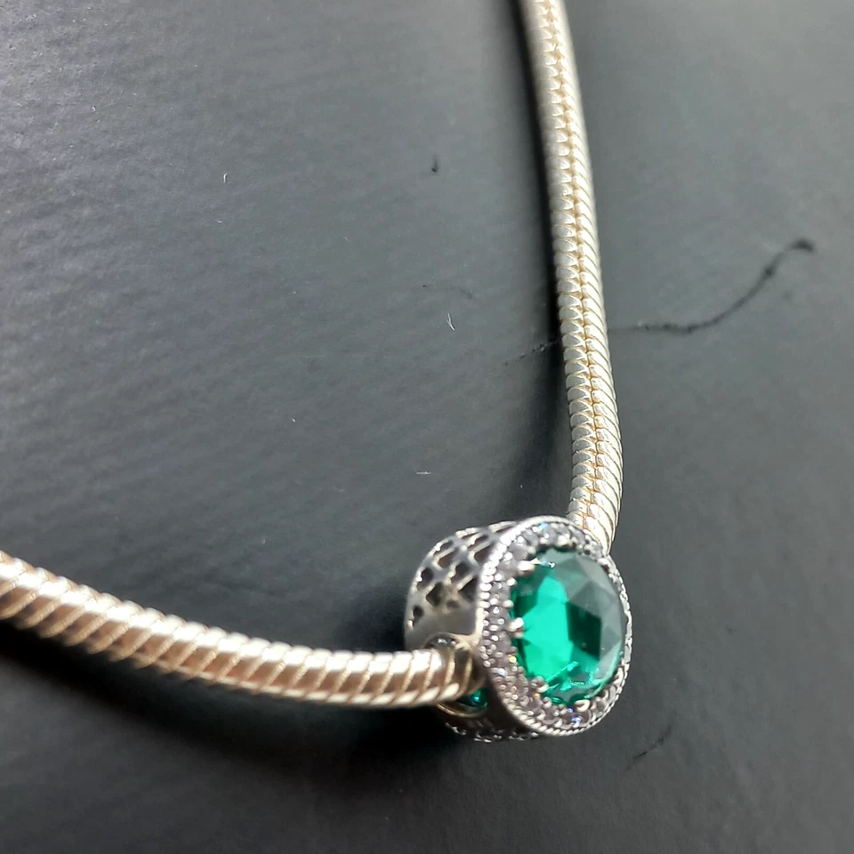 Collar PANDORA S925 ALE Verde y Transparente Circonita Cúbica Dije Foto 2 de 4