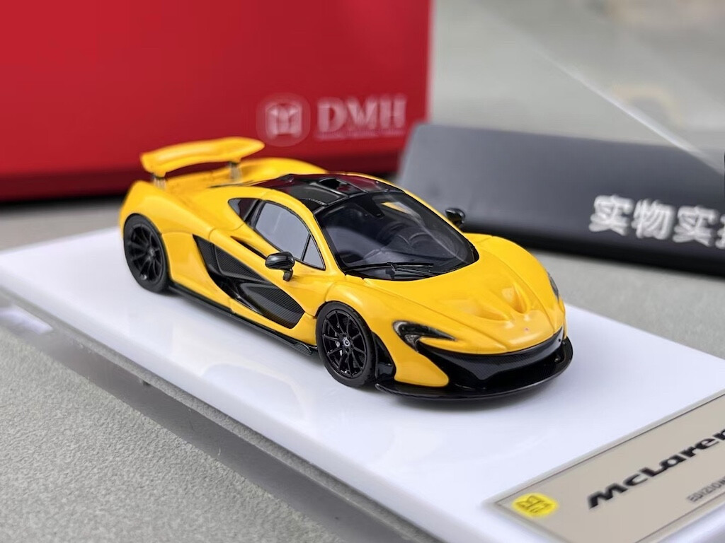 DMH 1:64 Scale Yellow P1 Super Racing Sports Diecast Resin Toy
