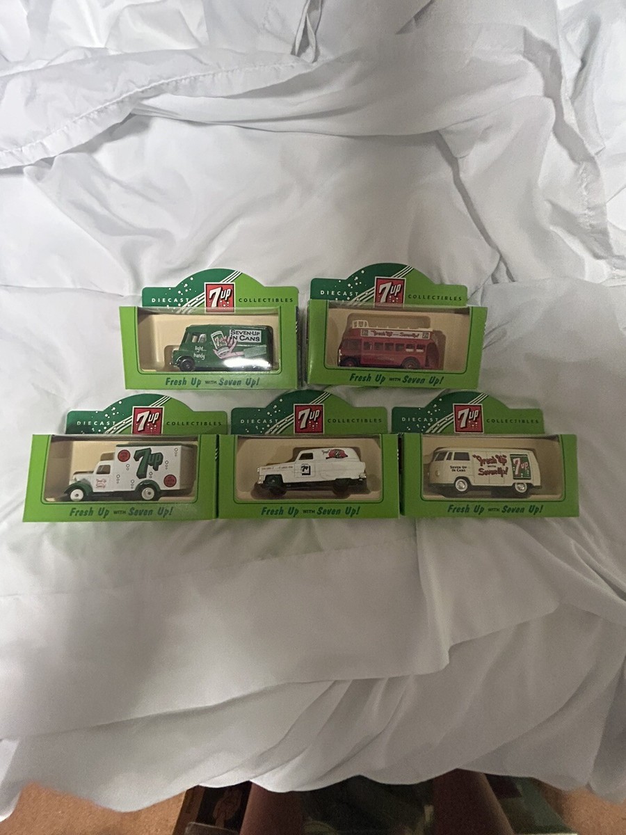 DAYS・GONE ミニカーPROMOTORS SIGNATURE SERIES Lledo Days Gone 7 Up Lot Of 5 Cars All Brand New In Box