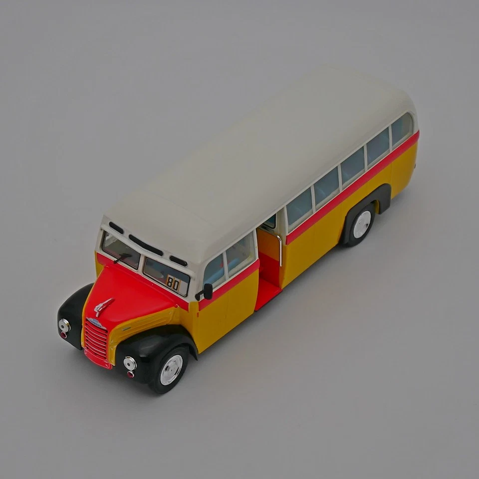 1:43 Ford Thames ET7 Malta Bus Diecast Model Vehicle - Vintage Classic - Image 3 of 4