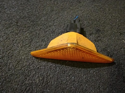 1s7113k309ab Seitenblinker (Kotflügelblinker) Vorne Rechts  Ford DE147025-36