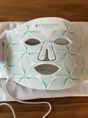 Omnilux Red Light Therapy Device