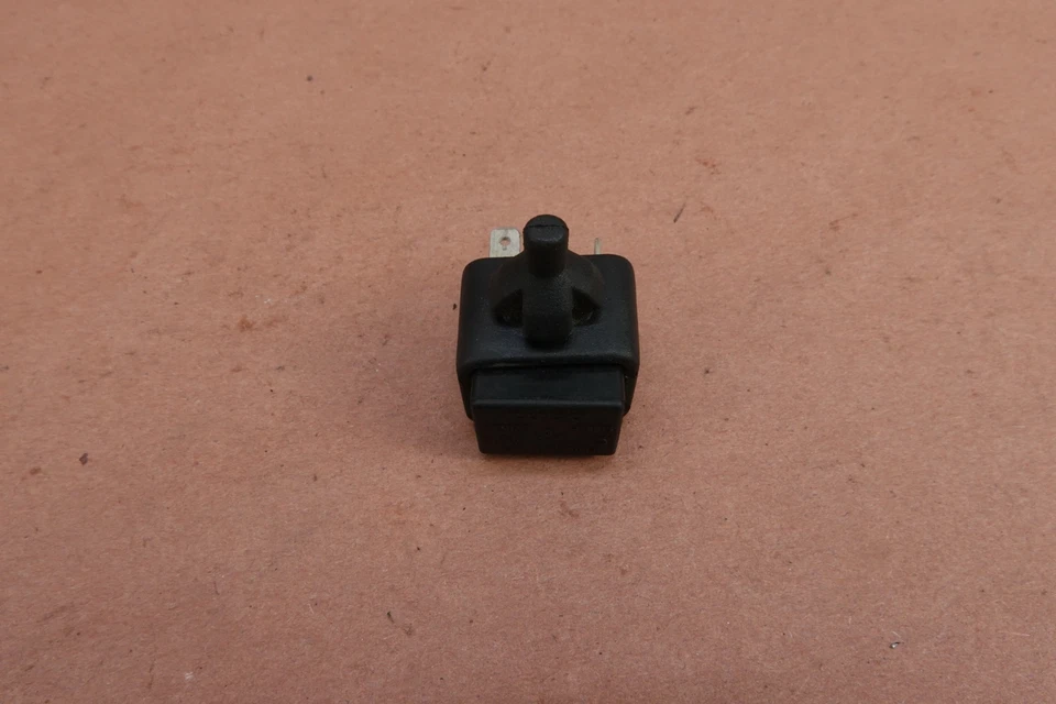 03-06 Relé eléctrico DUCATI 749 999 BIPOSTO Foto 2 de 4