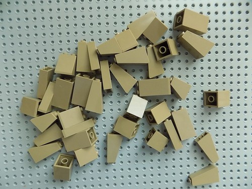 40 pieces Lego Assorted Slopes Castle Knights Bricks Roof Wedge pick your color - Picture 11 of 21