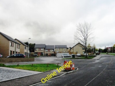Photo 6x4 New houses, Ainslie Road Cumbernauld  c2013
