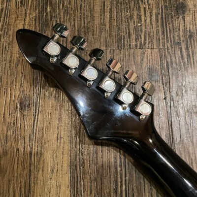 送料無料 Aria Pro II VA-353 ホワイトエレキギター 送料無料 Aria Pro II VA-353 ホワイトエレキギター Aria Proll