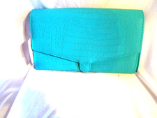 NEW TRAVEL WALLET BAG, FOR THAT PERFECT GIFT FOR SOMEONE TRAVELING, NEW