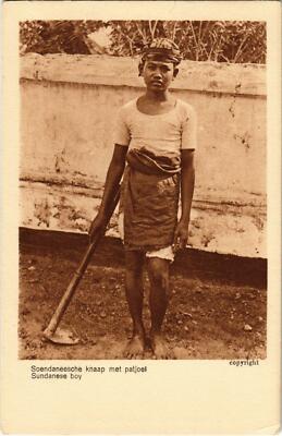 PC CPA Sundanese Boy. Sundanesischer Junge mit Patjoul INDONESIA (a15953)