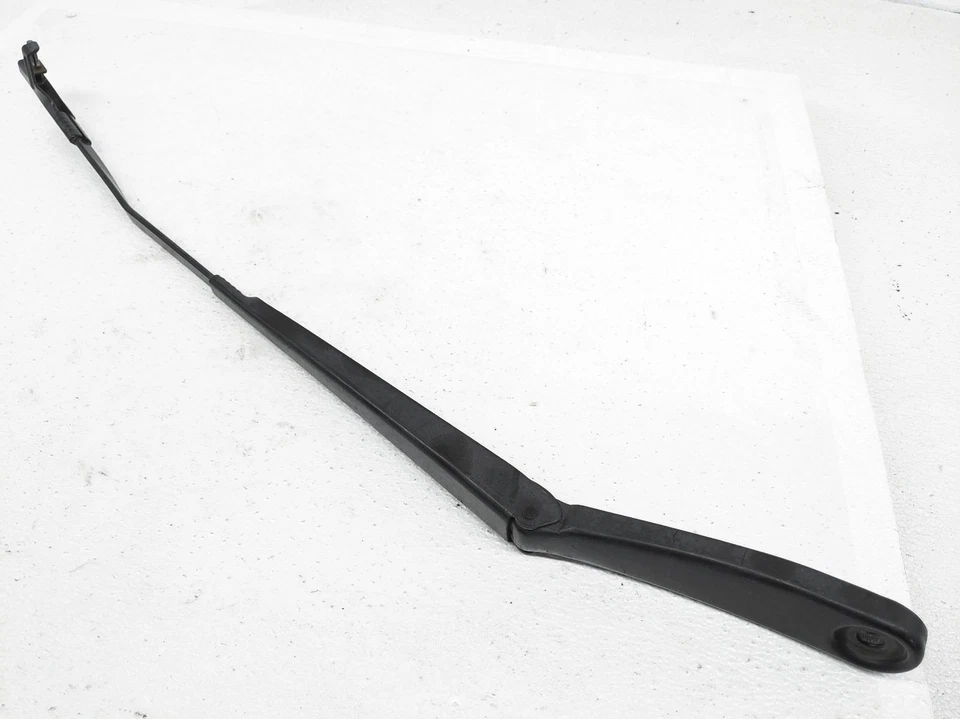 Brazo limpiaparabrisas pasajero delantero derecho BMW X3 2011-2017 OEM 61-61-7-213-272 Foto 2 de 4