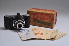 Vintage SPARTUS 35F CAMERA Model 400 35mm Herold Production Company-Untested