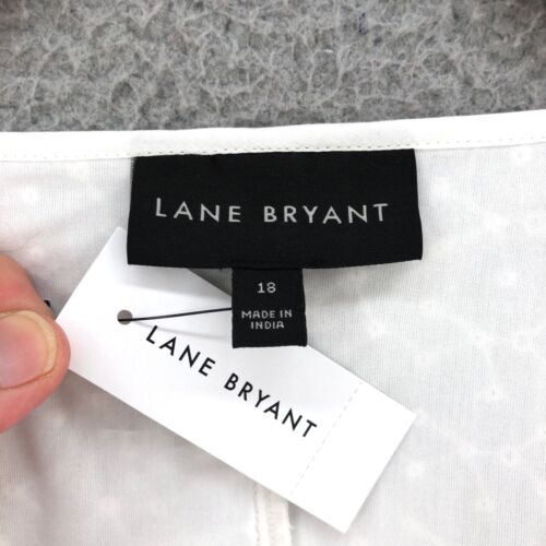 Lane Bryant Top Womens 18 Plus White Smocked Eyelet 1/2 Button Short Sleeve NWT - Picture 3 of 12