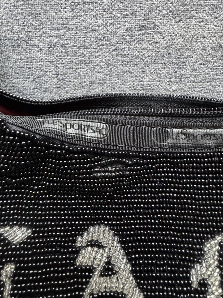 非常罕见的 Gwen Stefani LAMB lesportsac 串珠袋黑色和银色 — 第 3/4 张图片