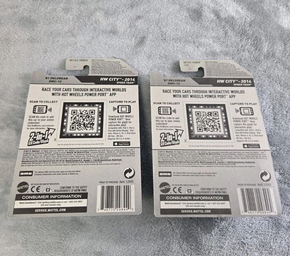 Hot Wheels 2014 - HP City 81' Delorean DMC-12 - variantes rojo y gris oscuro  Foto 2 de 2