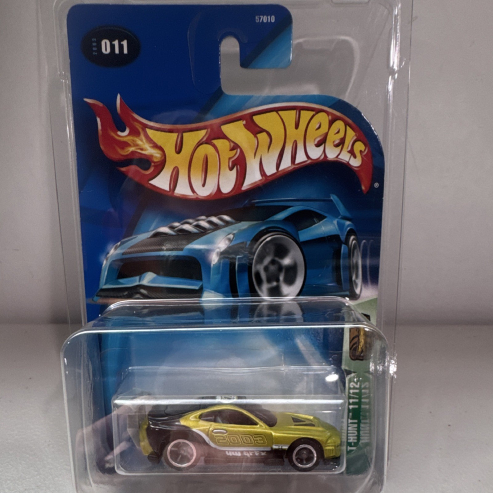 Hot Wheels T-Hunt 011 Yellow Black Diecast Car Series 2003 super tsunami