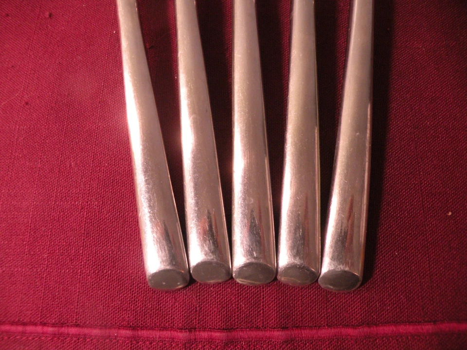 5 Horquillas de Cena Gibson Banda Vertical Punta Inclinada 18/10 Acero Inoxidable 8 1/4" Foto 3 de 4