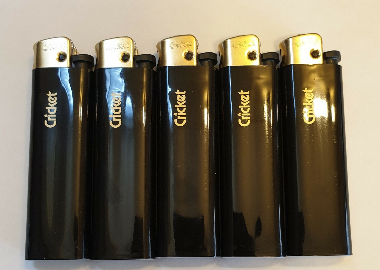Cricket Lighters Pack of 5 Disposable Lighters Origanl Cricket Regular ...