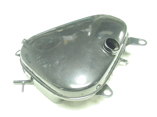 NORTON ELECTRA JUBILEE OIL TANK PART # 21084 NICE CLEAN WITH GOOD MOUNTS HAS ONE - Bild 1 von 6